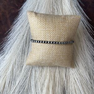 Genuine 4mm Navajo Pearl Bracelet